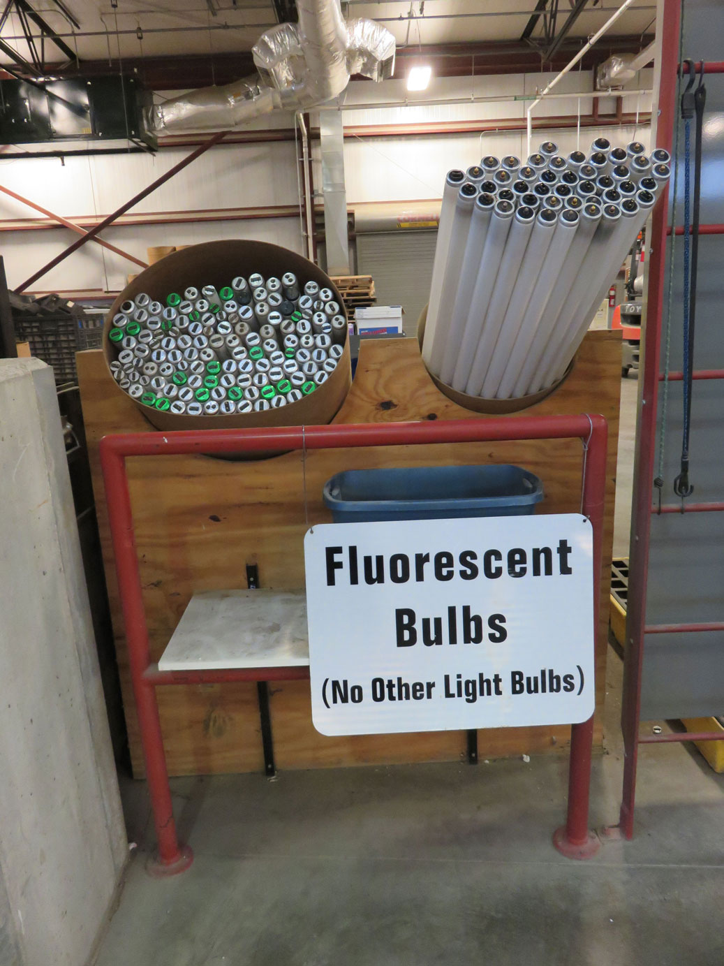 CFL Bulbs and Tubes Fluorescent Bulbs Recycling